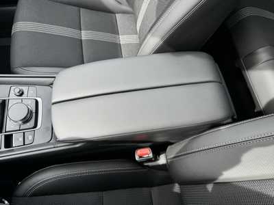 2025 Mazda CX-50, $35645. Photo 10