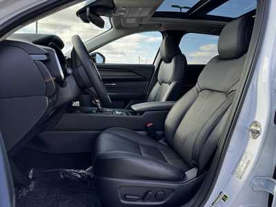 2025 Mazda CX-50, $39595. Photo 4