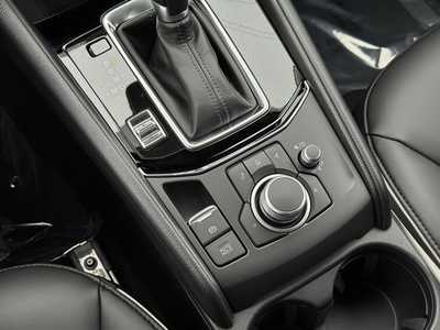 2025 Mazda CX-5, $31765. Photo 9