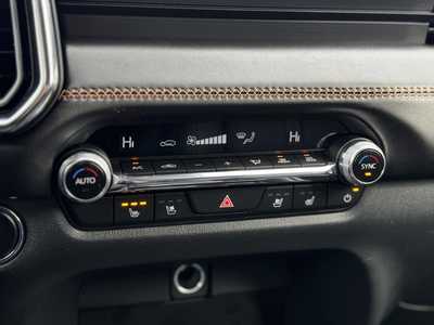2025 Mazda CX-50, $41920. Photo 11