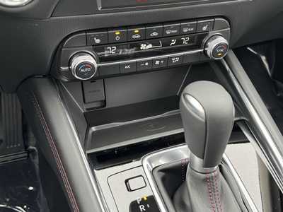2025 Mazda CX-5, $34615. Photo 6