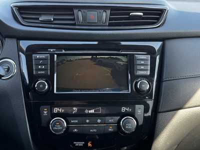 2019 Nissan Rogue, $17259. Photo 3