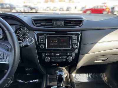 2019 Nissan Rogue, $17259. Photo 7