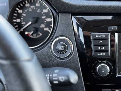 2019 Nissan Rogue, $17259. Photo 9