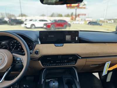 2025 Mazda CX-70, $58570. Photo 10