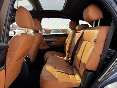 2025 Mazda CX-70, $58570. Photo 7