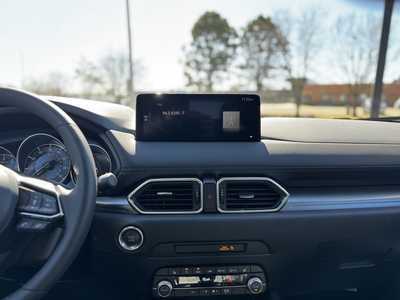 2025 Mazda CX-5, $33820. Photo 8