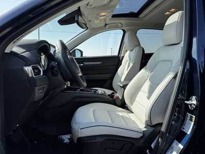 2025 Mazda CX-5, $32745. Photo 4
