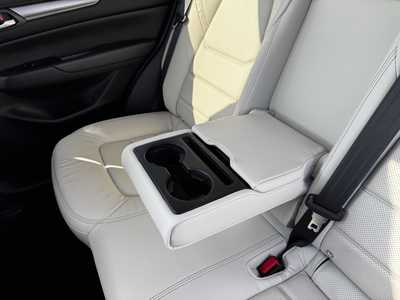 2025 Mazda CX-5, $32745. Photo 7