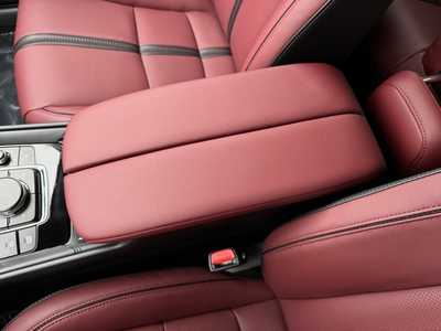 2025 Mazda CX-50, $42455. Photo 11