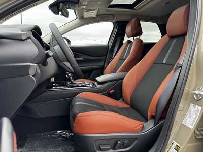 2025 Mazda CX-30, $34750. Photo 4