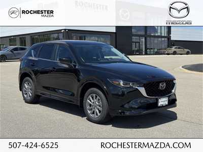 2025 Mazda CX-5, $31720. Photo 1