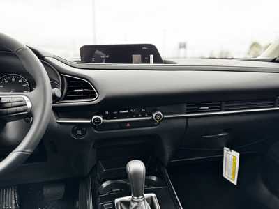 2025 Mazda CX-30, $28885. Photo 7