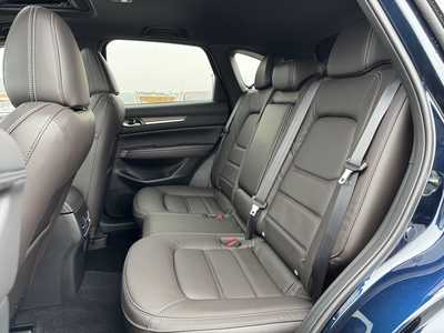 2025 Mazda CX-5, $43610. Photo 6