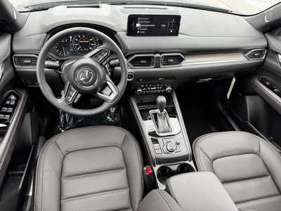 2025 Mazda CX-5, $43610. Photo 7