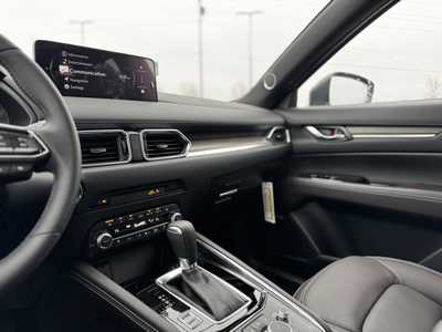 2025 Mazda CX-5, $43610. Photo 9