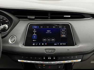 2019 Cadillac XT4, $21000. Photo 2