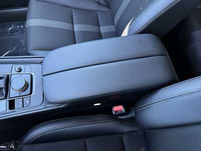 2024 Mazda CX-50, $28000. Photo 10