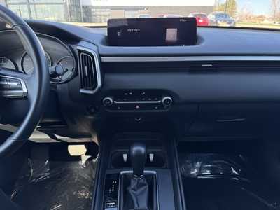 2024 Mazda CX-50, $28000. Photo 2