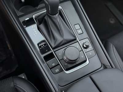 2025 Mazda CX-50, $36005. Photo 10