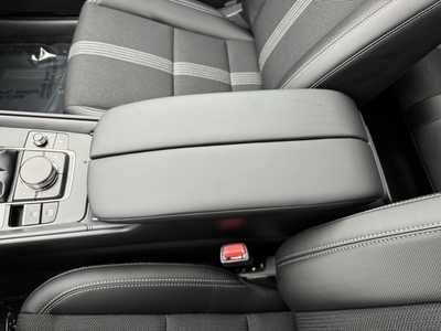 2025 Mazda CX-50, $36070. Photo 11