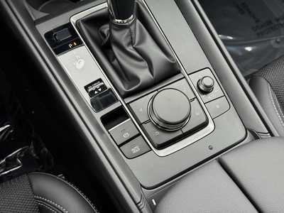 2025 Mazda CX-50, $36070. Photo 9