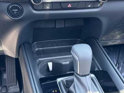 2025 Mazda CX-50, $39270. Photo 6