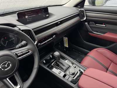 2025 Mazda CX-50, $38820. Photo 7