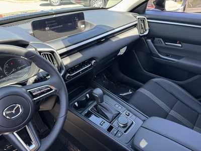 2025 Mazda CX-50, $36375. Photo 7