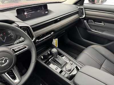 2025 Mazda CX-50, $39805. Photo 7