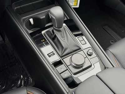 2025 Mazda CX-50, $39805. Photo 8