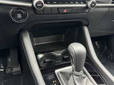 2025 Mazda Mazda3, $27125. Photo 6