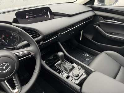 2025 Mazda Mazda3, $27125. Photo 7