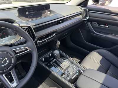 2025 Mazda CX-50, $42310. Photo 7