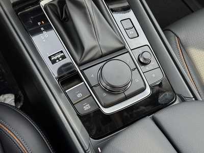 2025 Mazda CX-50, $39270. Photo 9