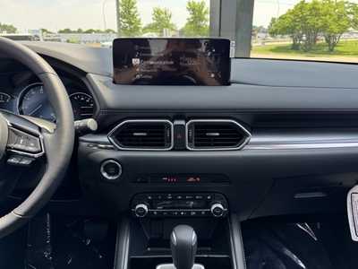 2025 Mazda CX-5, $37660. Photo 2