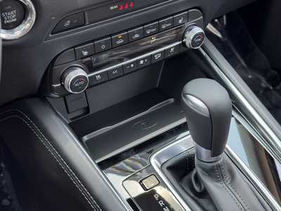 2025 Mazda CX-5, $37660. Photo 7