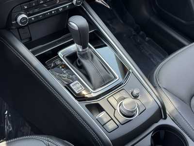 2025 Mazda CX-5, $37660. Photo 8