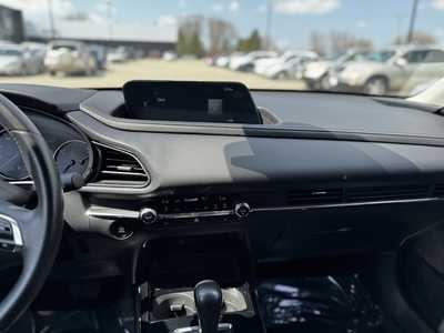 2024 Mazda CX-30, $26000. Photo 8