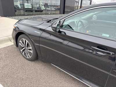 2021 Honda Accord, $25000. Photo 5