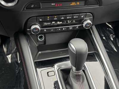 2024 Mazda CX-5, $36899. Photo 6
