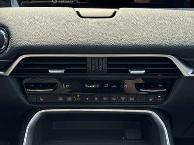 2025 Mazda CX-90, $43025. Photo 5