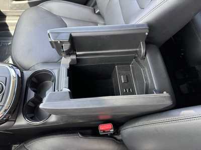2022 Mazda CX-9, $28349. Photo 11