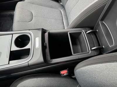 2021 Hyundai Santa Fe, $24000. Photo 12