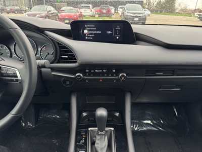2024 Mazda Mazda3, $26000. Photo 2