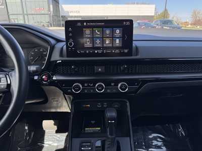 2023 Honda CR-V, $34000. Photo 2