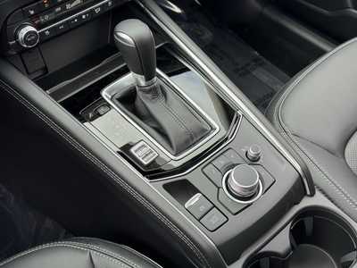 2025 Mazda CX-5, $37585. Photo 8