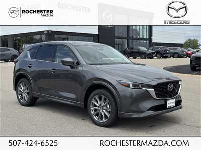 2025 Mazda CX-5, $37585. Photo 1