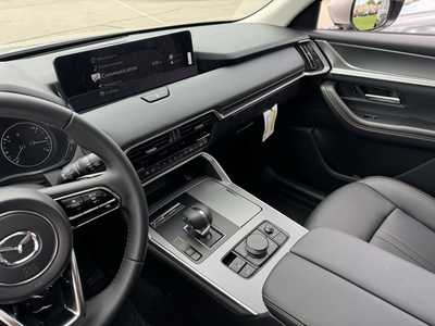 2025 Mazda CX-90, $42825. Photo 7