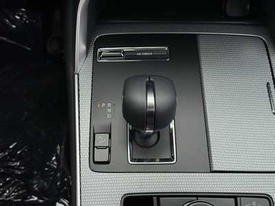 2025 Mazda CX-90, $42825. Photo 9